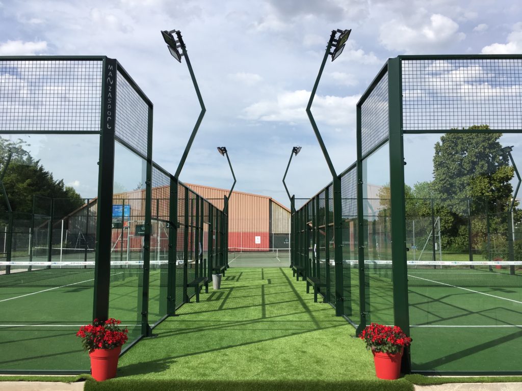 Des courts de padel ont pris leurs quartiers dans l'enceinte du club en 2018 et la première école de padel va voir le jour à la rentrée.